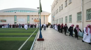 صدمة رسمية وزارة التعليم تمنع المعلمين من استخدام وظائفهم على السوشيال ميديا